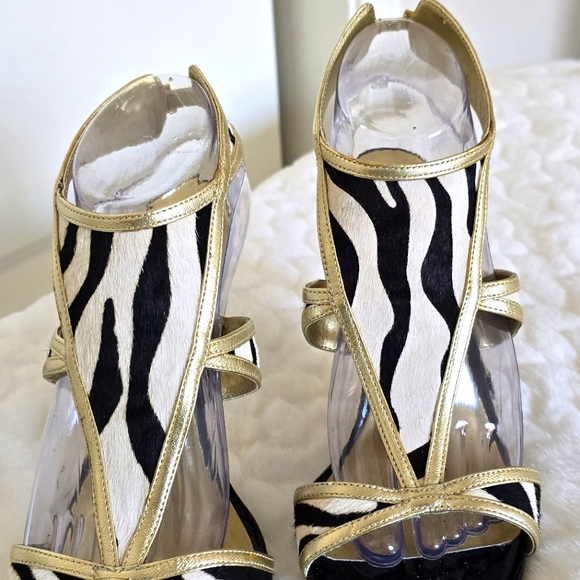 Women's Zebra with Gold Accent Heels - Picture 2 of 7